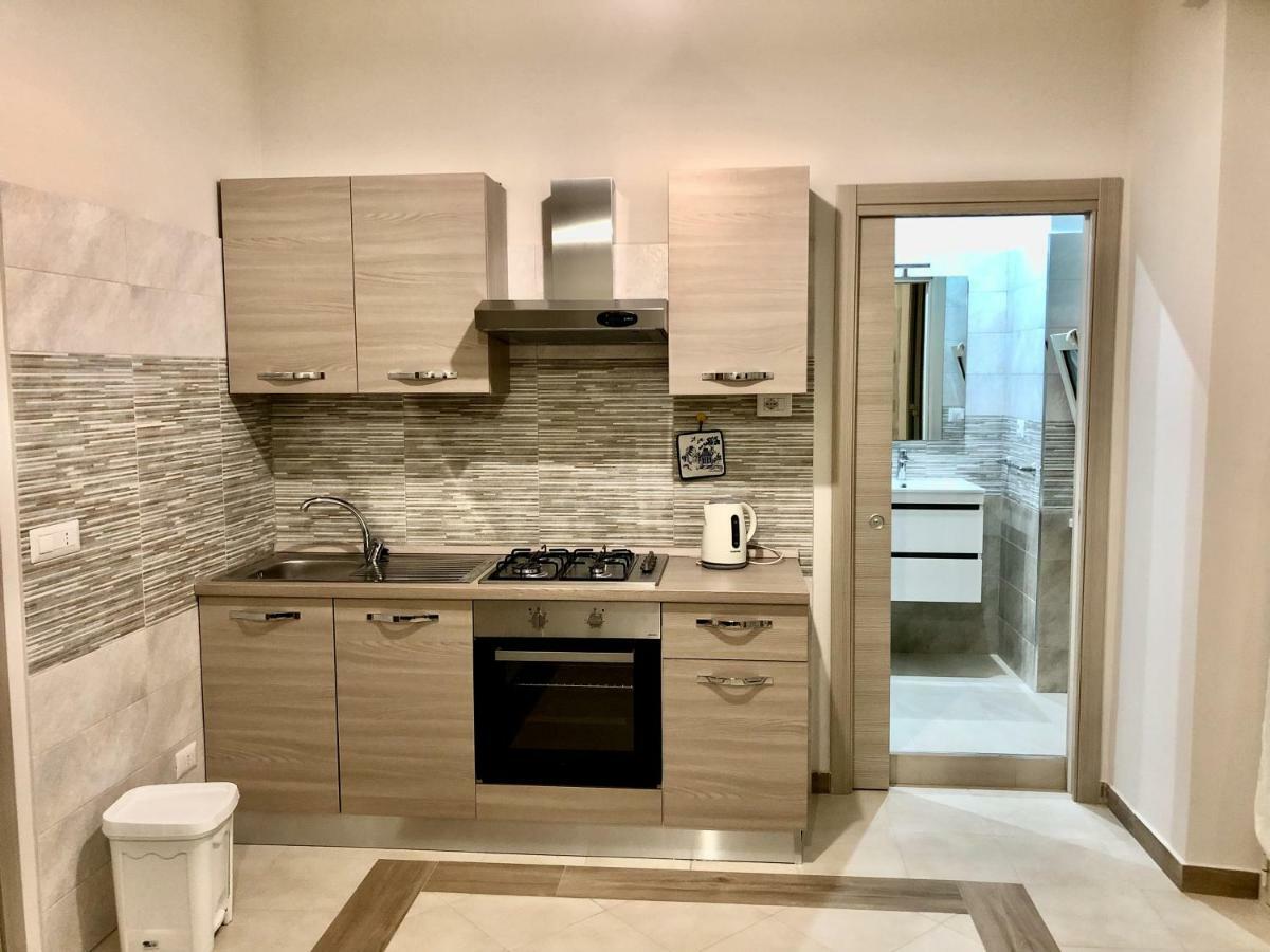 Alpheus Apartment Syracuse Bagian luar foto